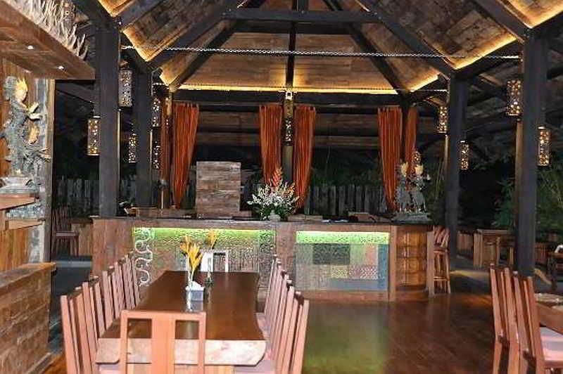 Hotel Puri Bambu Jimbaran Екстериор снимка