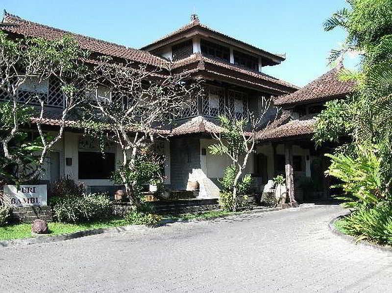 Hotel Puri Bambu Jimbaran Екстериор снимка
