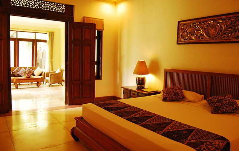 Hotel Puri Bambu Jimbaran Екстериор снимка