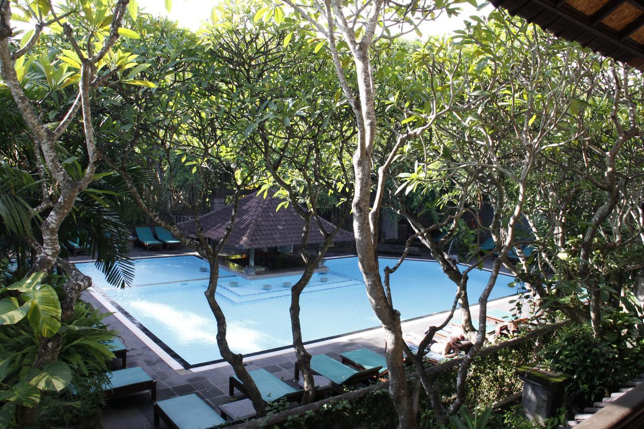 Hotel Puri Bambu Jimbaran Екстериор снимка