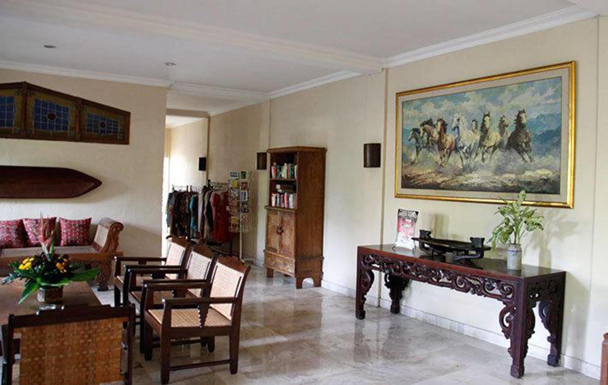 Hotel Puri Bambu Jimbaran Екстериор снимка